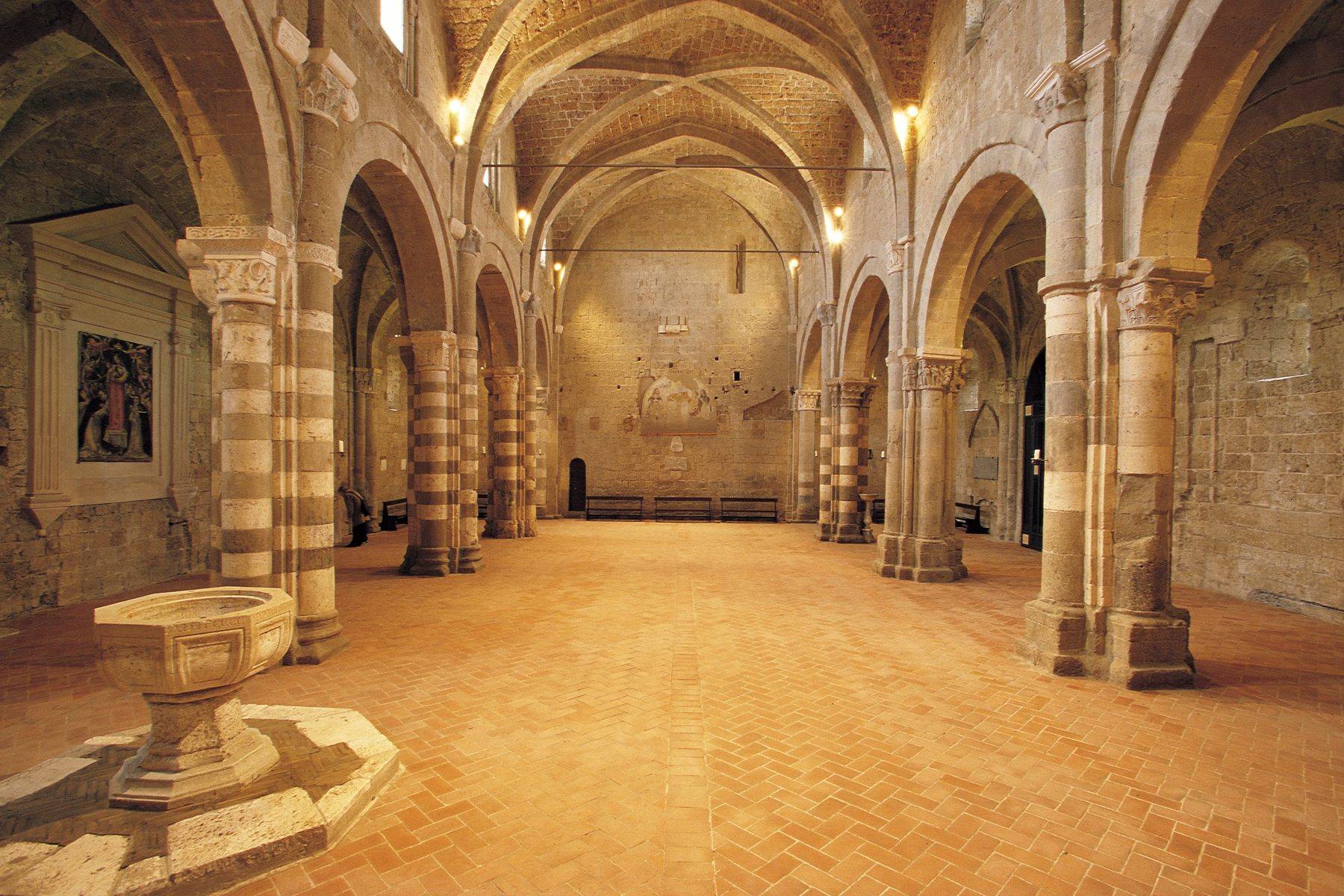 Sovana Duomo interno Sovana Duomo Interno